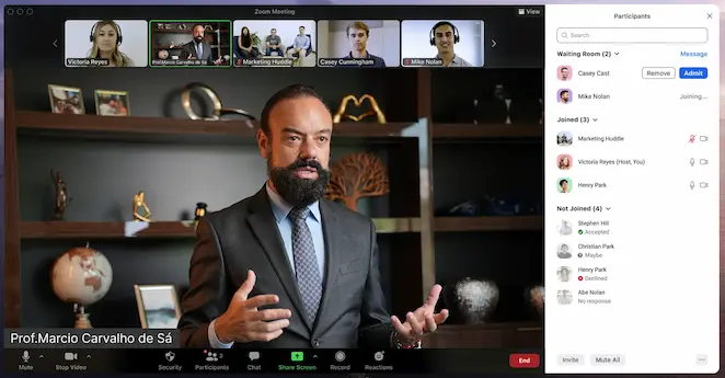 Professor Marcio Carvalho